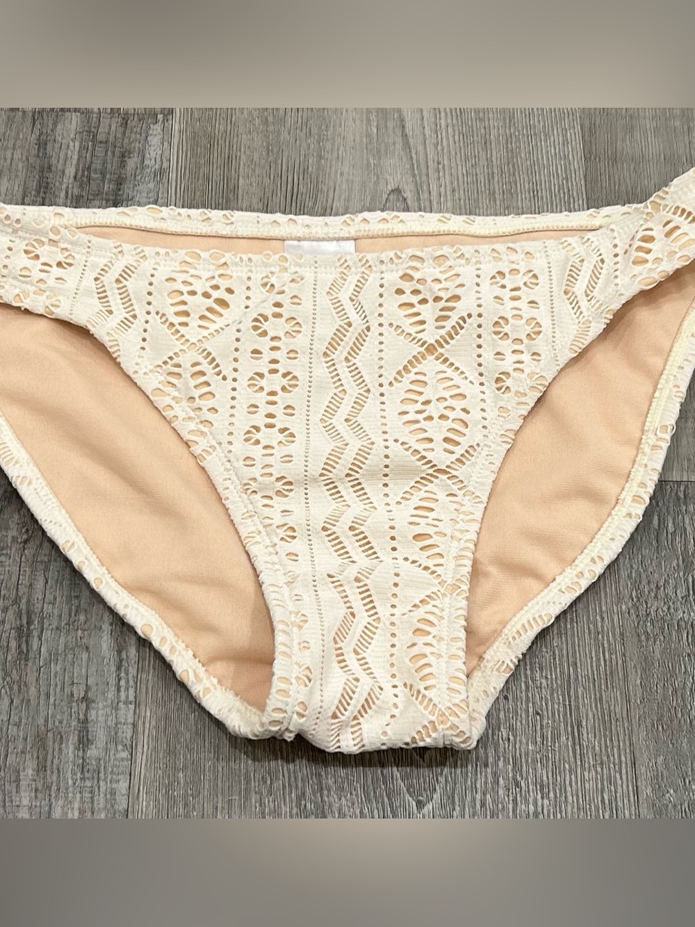 Xhilaration Crocheted Bikini Bottom - Picture 2 of 3